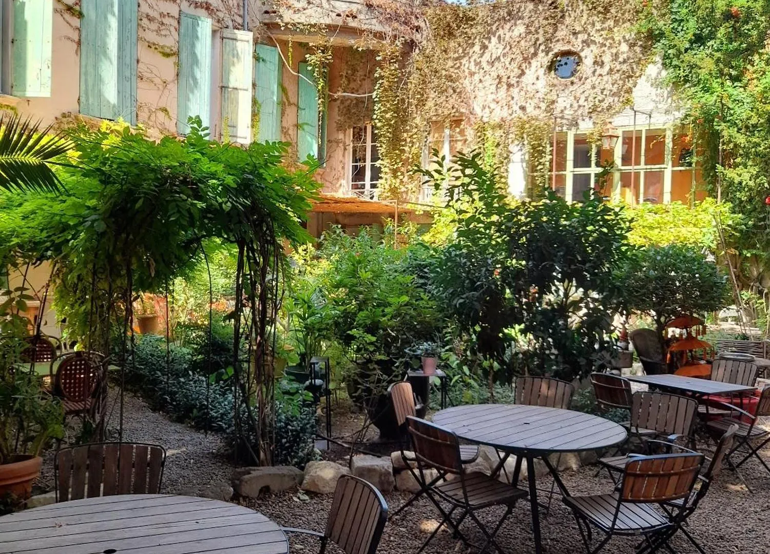 Hotel Maison De Fogasses Avignon France